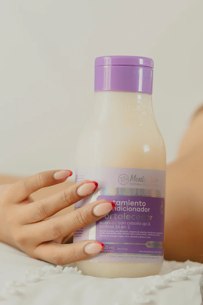 TRATAMIENTO ACONDICIONADOR FORTALECEDOR CON CEBOLLA Y AJO *550ML MENTA HAIR